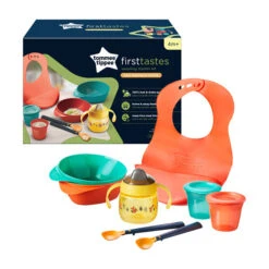 Tommee Tippee Weaning Starter Kit 4 Months+ 2 X Bowls, 1 X Bib, 1 X Cup, 2 X Pots